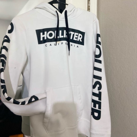 Hollister Men’s Small White Hoodie - Picture 3 of 5